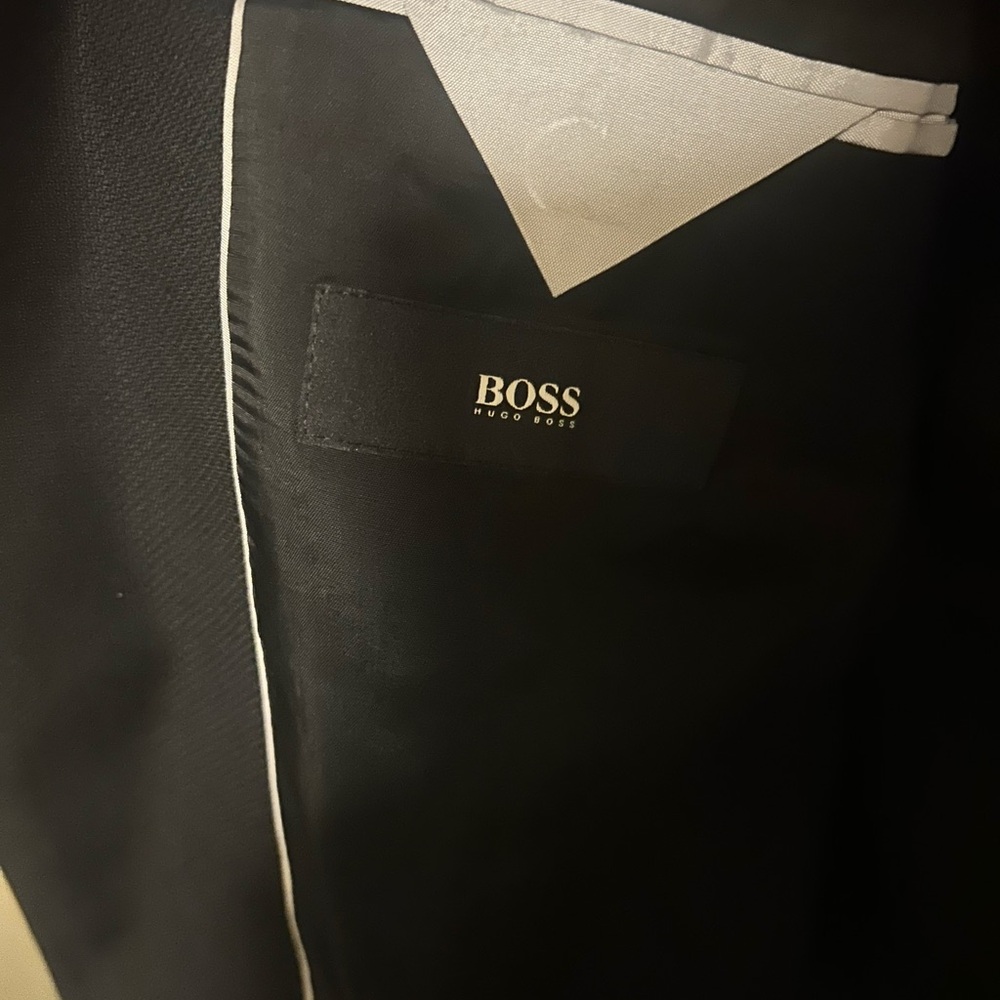 Hugo Boss Classic Black Men's Blazer, Pierpoint Serge Fabric, Flawless - Picture 4 of 6